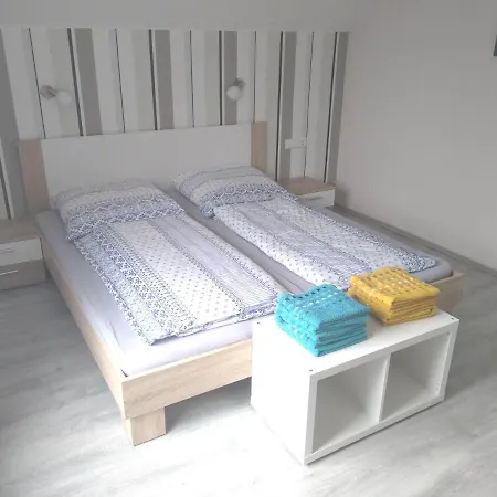 Haus Talblick Apartman Valwig